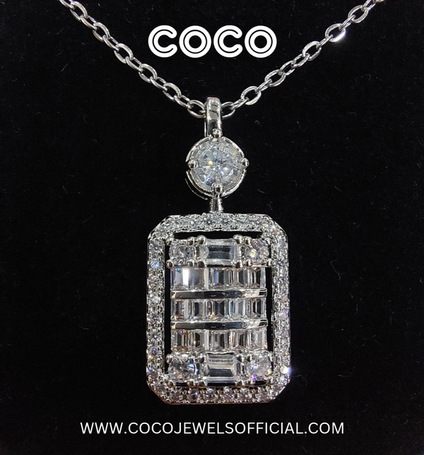 FIFI PENDANT