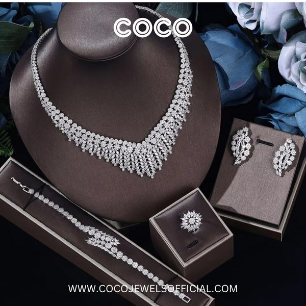 KIVINE NECKLACE SET