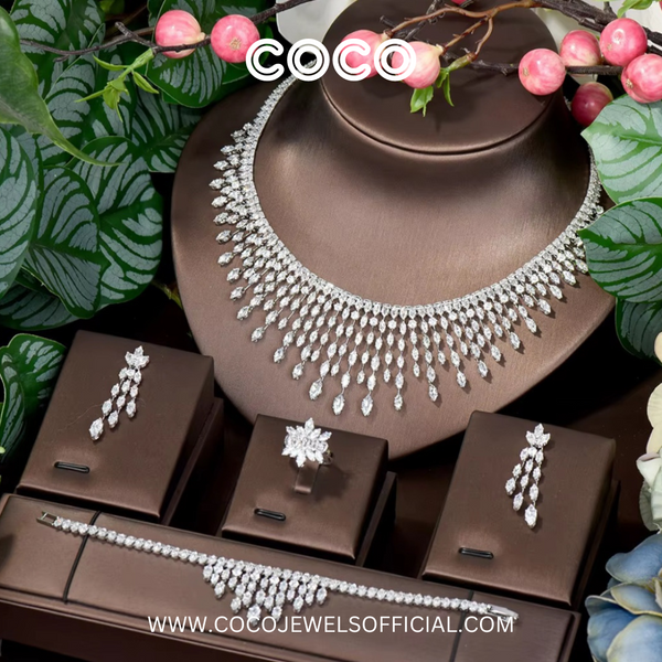 MELIKE NECKLACE SET