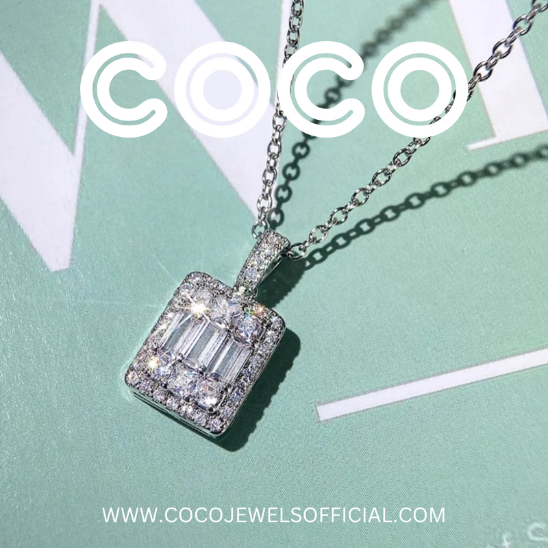 CLAUDIA PENDANT